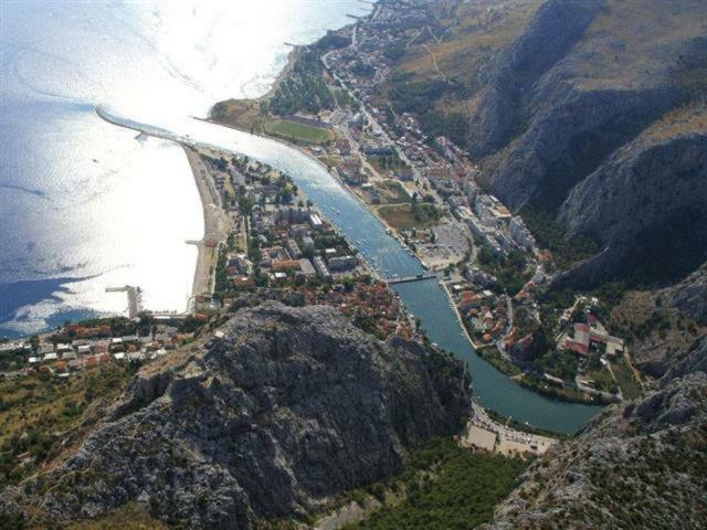 Natali Daire Omiš Dış mekan fotoğraf